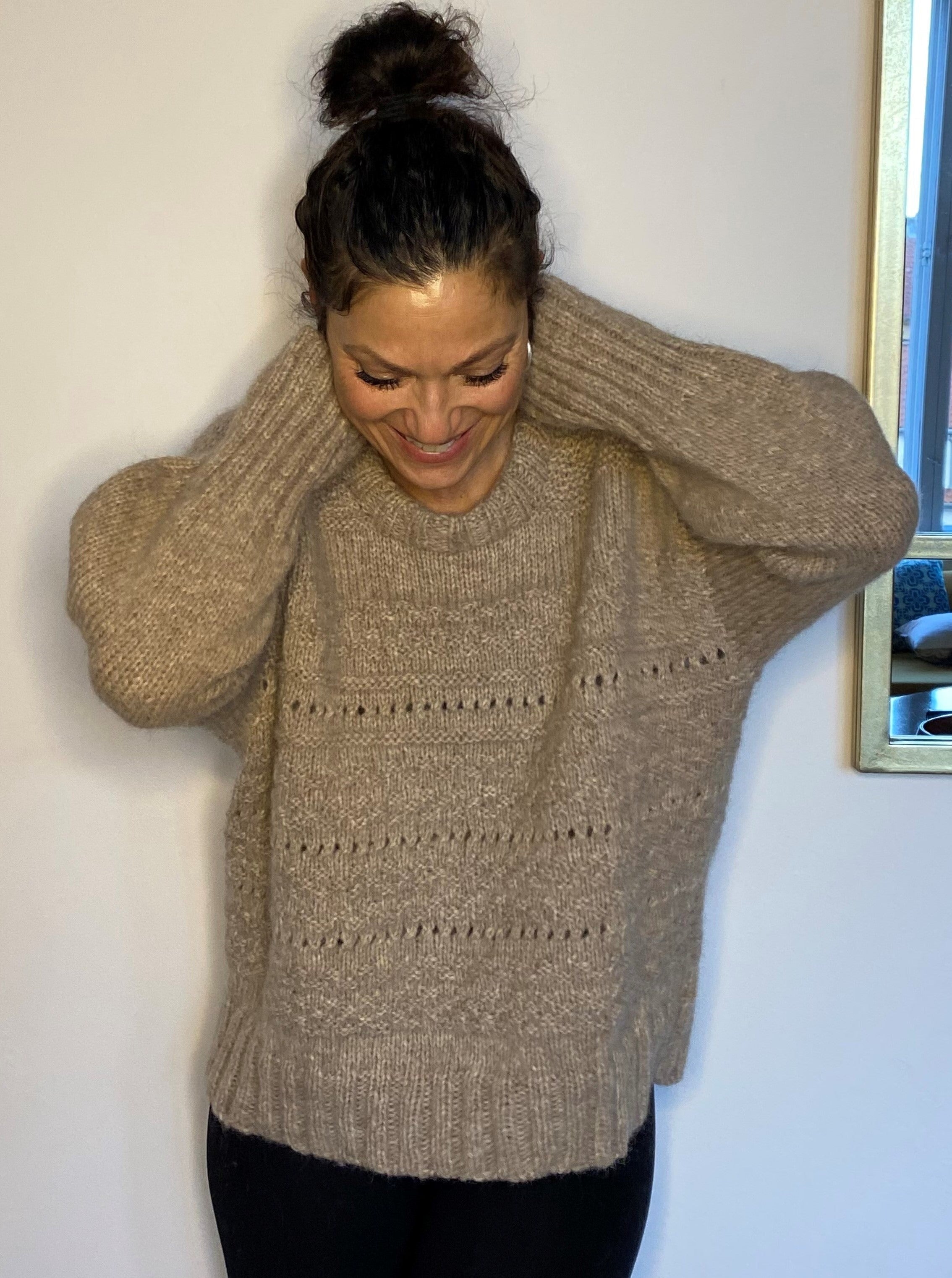 KIT FOR "SWEATER D"